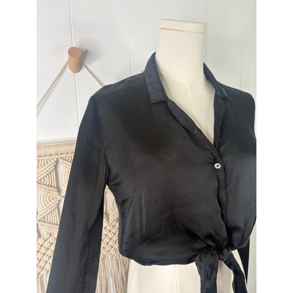 Wilfred Silky Black Tie Front Button Up Crop Top Size XXS Long Sleeve - Picture 4 of 10